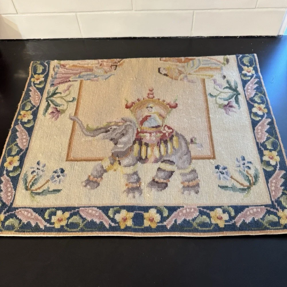Vintage Tapestry Rug Adorned Elephant Pictorial Indian‎ Motif Handmade 21.5x34